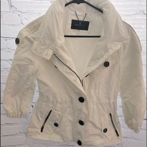 BCBG white jacket with zipper hood